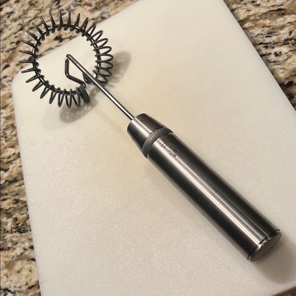 Pampered Chef Sauce Whisk - Picture 4 of 5